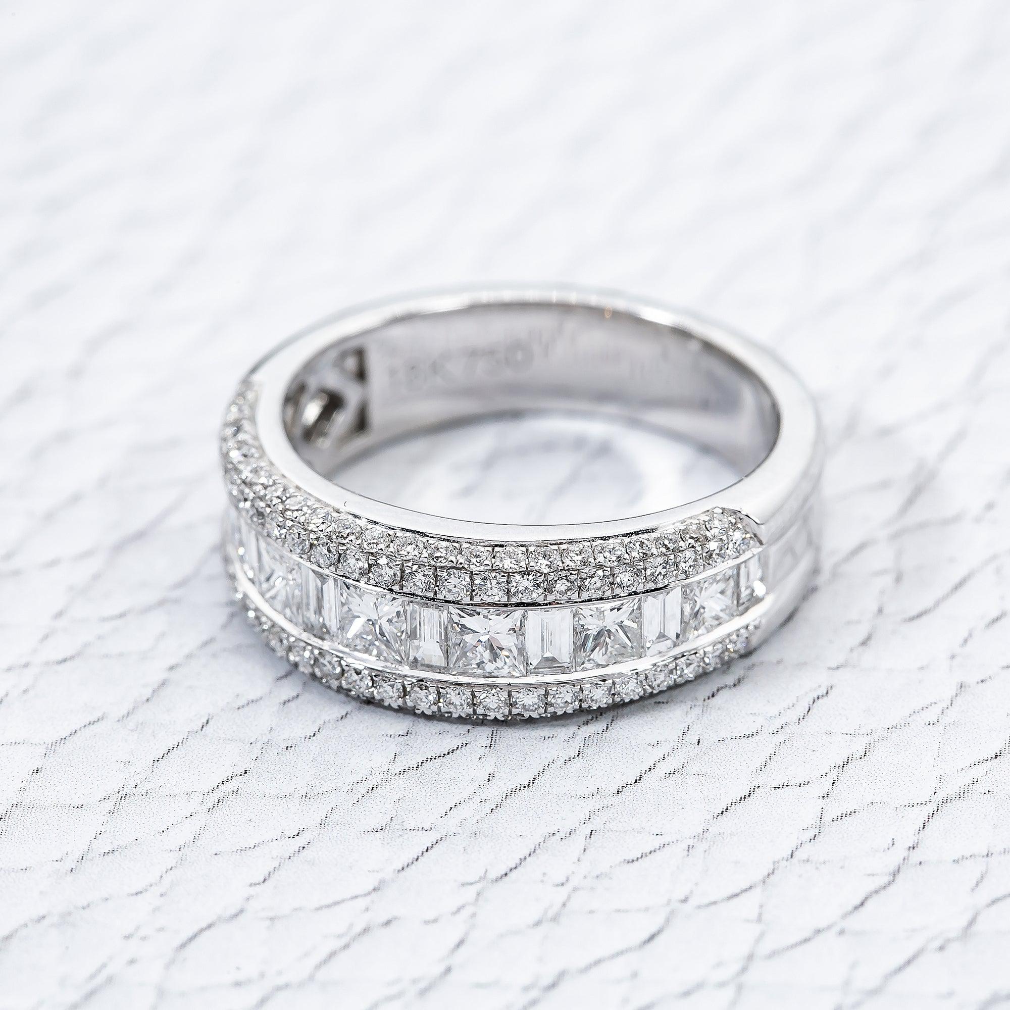 18K White Gold Ring with 1.6 CT Diamonds