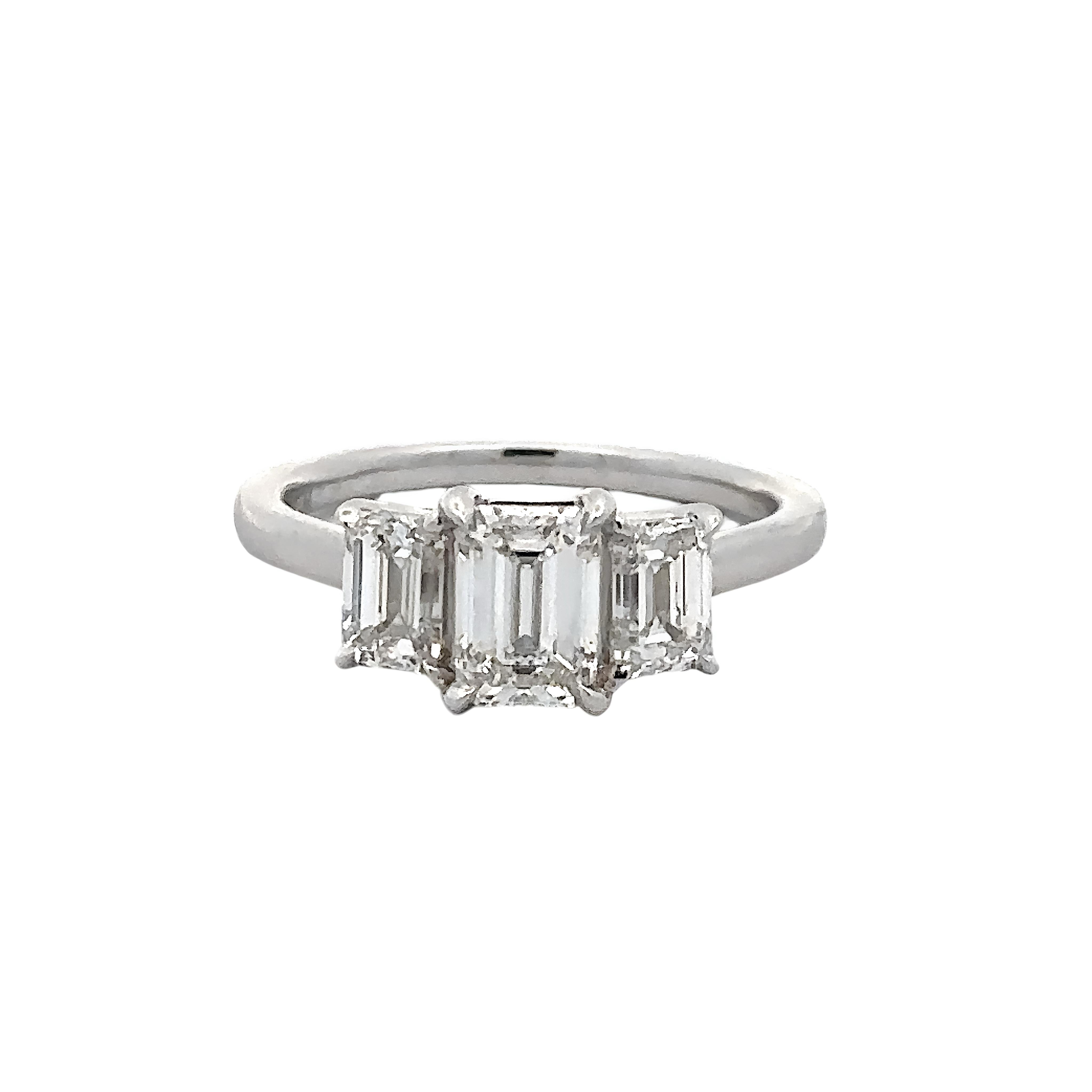 14K GOLD EMERALD CUT LAB DIAMOND THREE STONE ENGAGEMENT RING 2.00 CTW