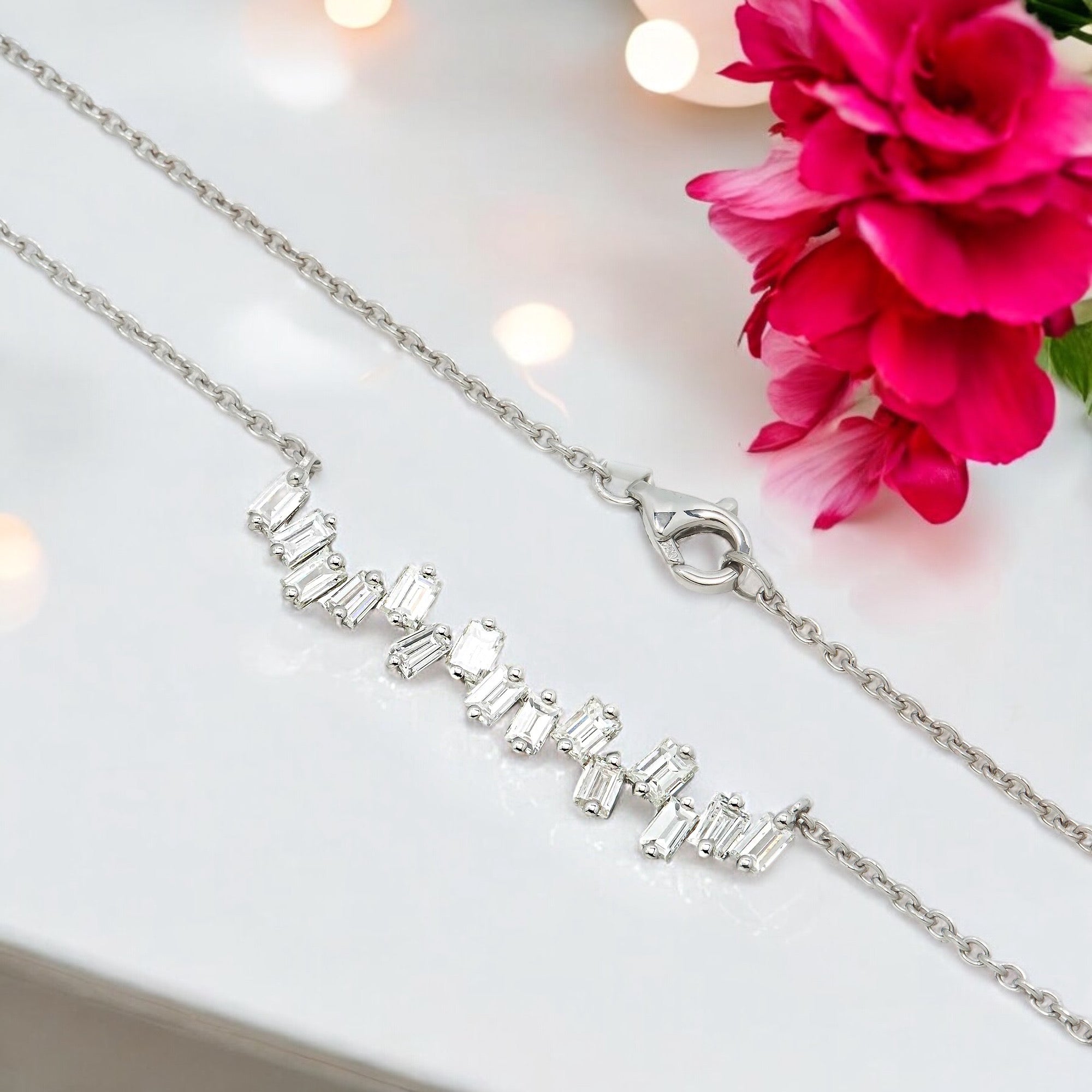 18K GOLD BAGUETTE DIAMOND LADIES NECKLACE 1.12 CT