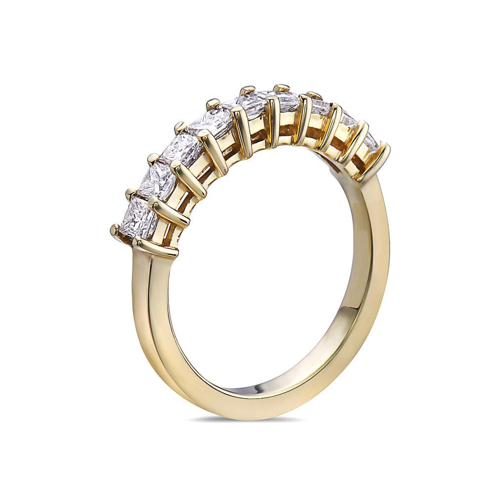 14 White Gold With 0.65 CT Diamond Wedding Band
