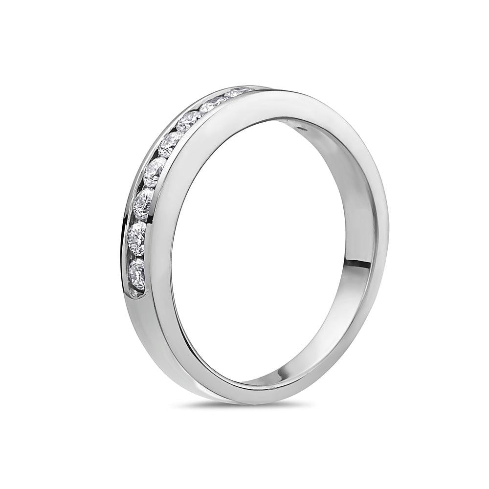 18k White Gold With 0.58 CT Diamonds Wedding Band