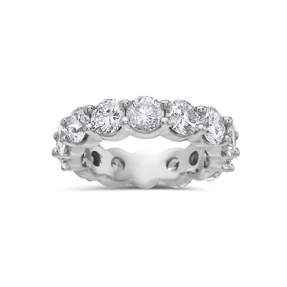18k White Gold With 5.50 CT Diamonds Wedding Band