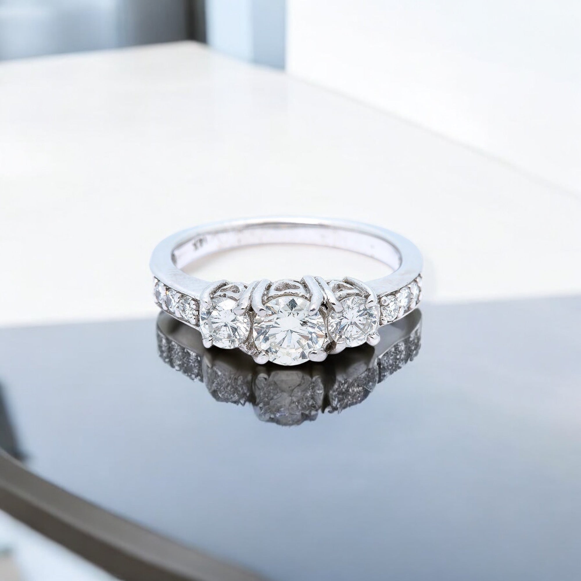 14K WHITE GOLD ENGAGEMENT RING WITH 1.12 CT DIAMONDS