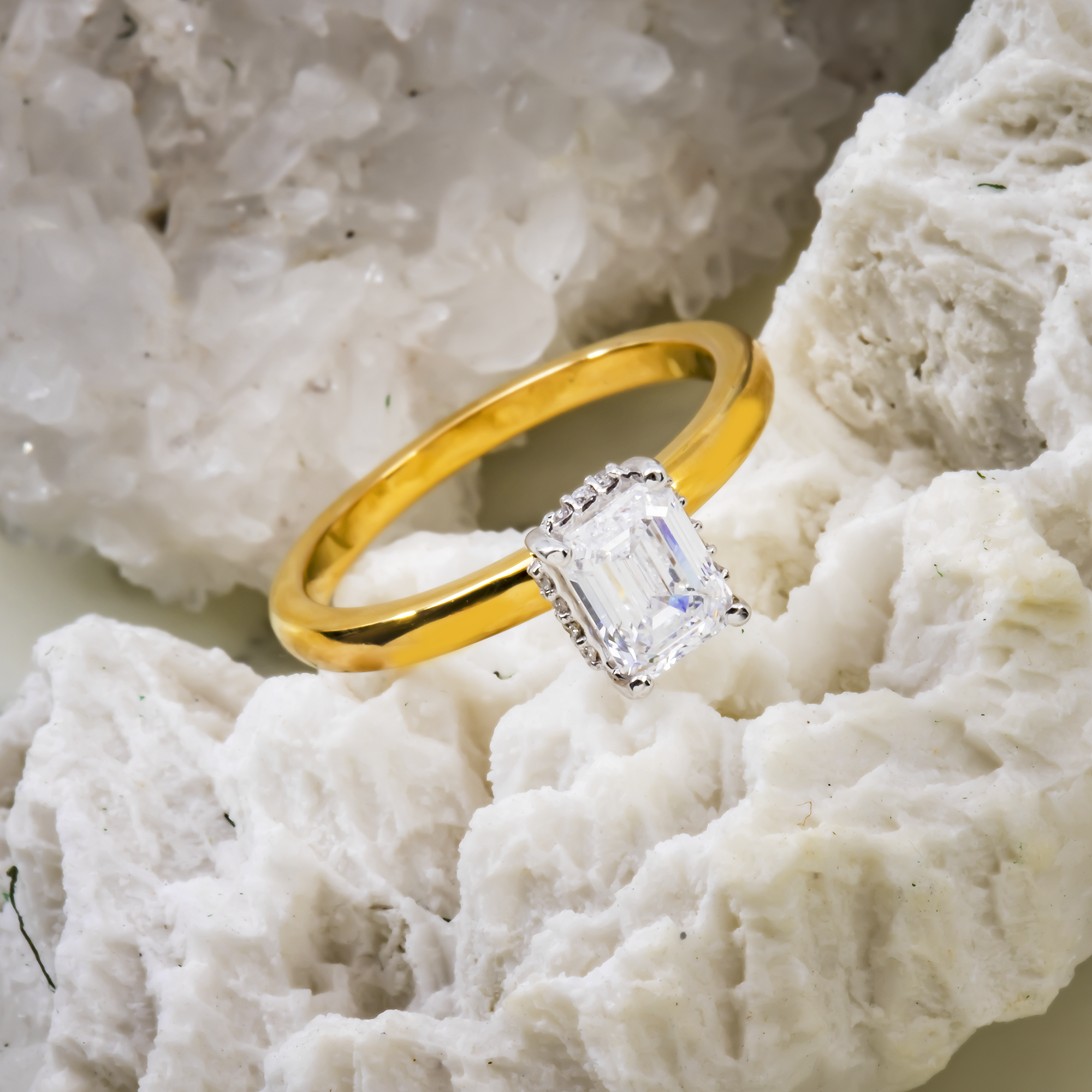 14K GOLD EMERALD CUT SOLITAIRE LAB DIAMOND ENGAGEMENT RING 1.06 CTW