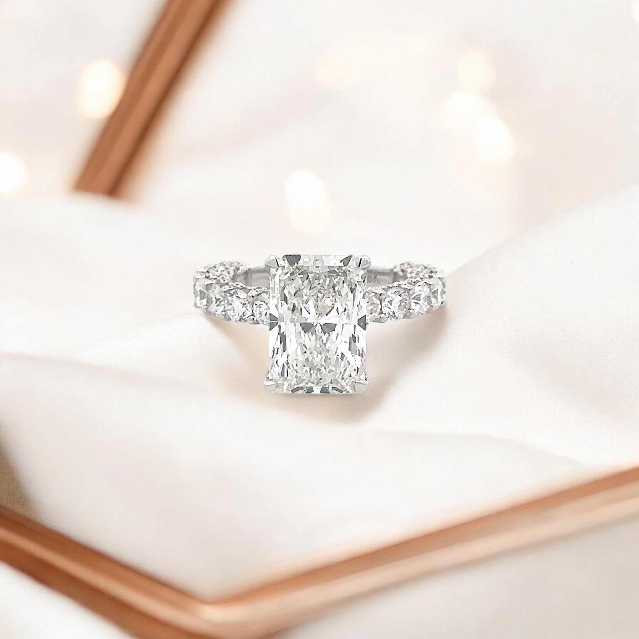 18K GOLD RADIANT CUT LAB DIAMOND ENGAGEMENT RING 7.66 CTW