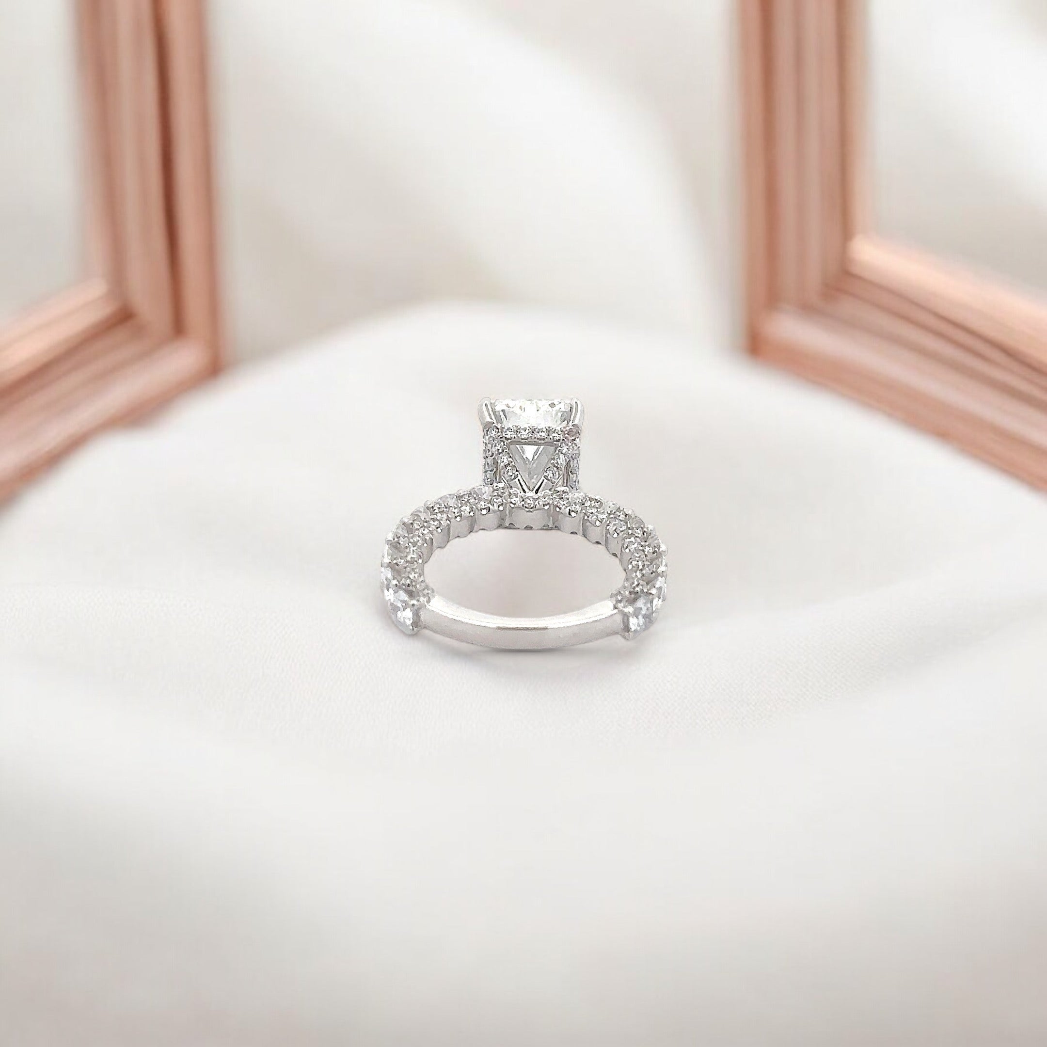18K GOLD RADIANT CUT LAB DIAMOND ENGAGEMENT RING 7.66 CTW