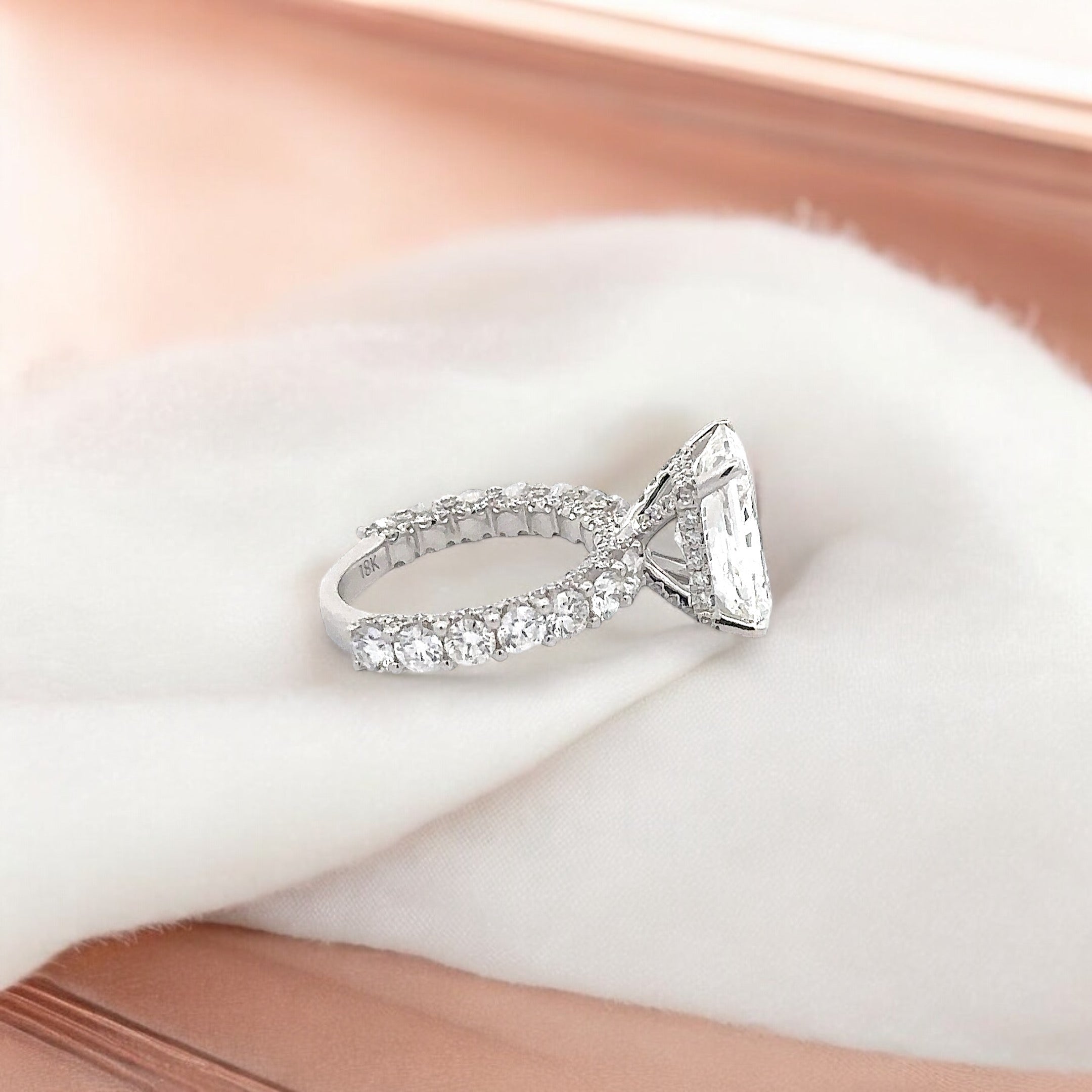 18K GOLD RADIANT CUT LAB DIAMOND ENGAGEMENT RING 7.66 CTW