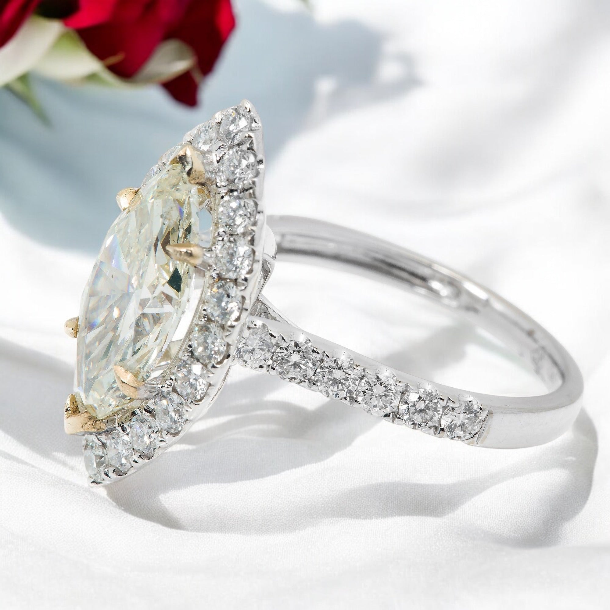 18K GOLD MARQUISE CUT DIAMOND ENGAGEMENT RING 3.00 CT GIA