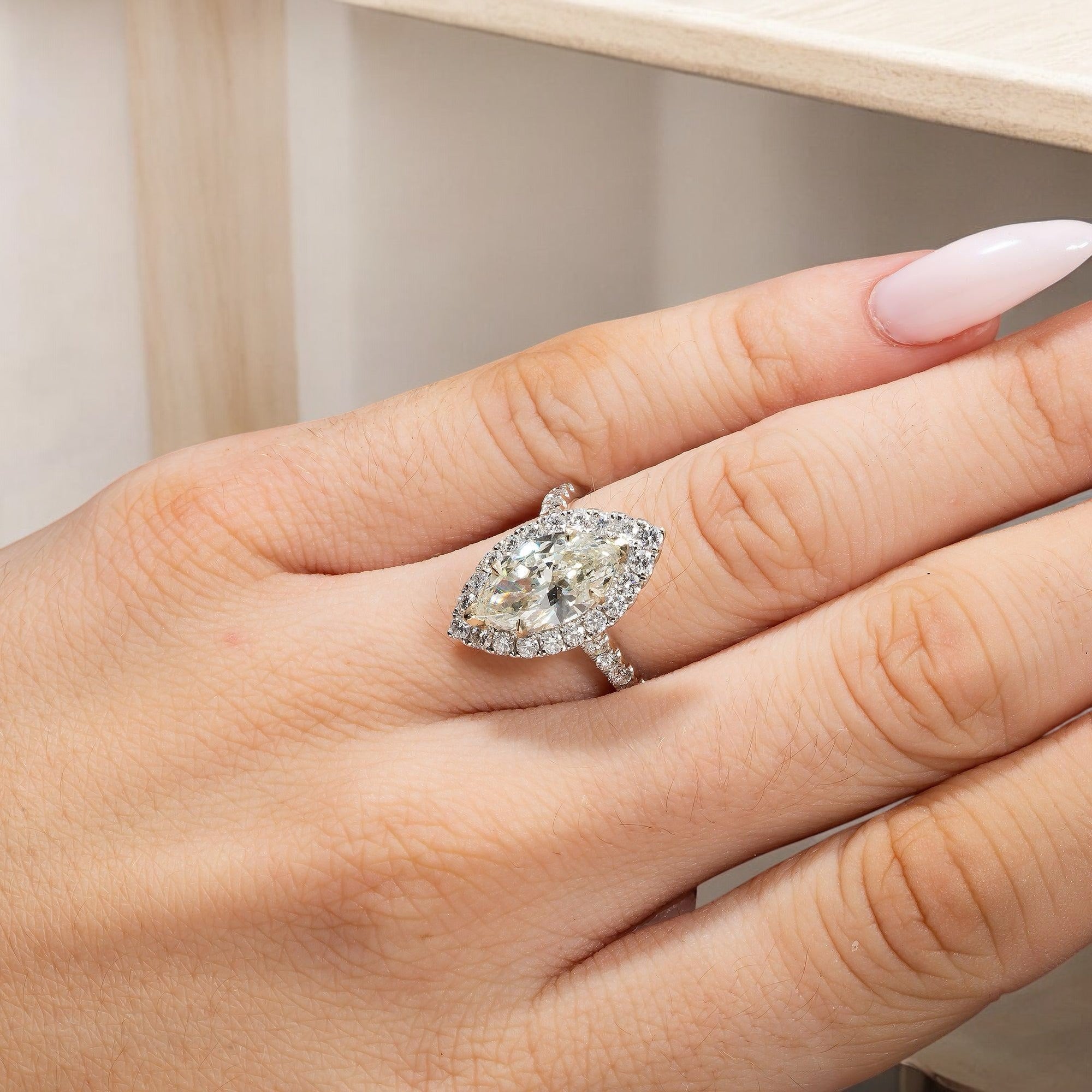 18K GOLD MARQUISE CUT DIAMOND ENGAGEMENT RING 3.00 CT GIA