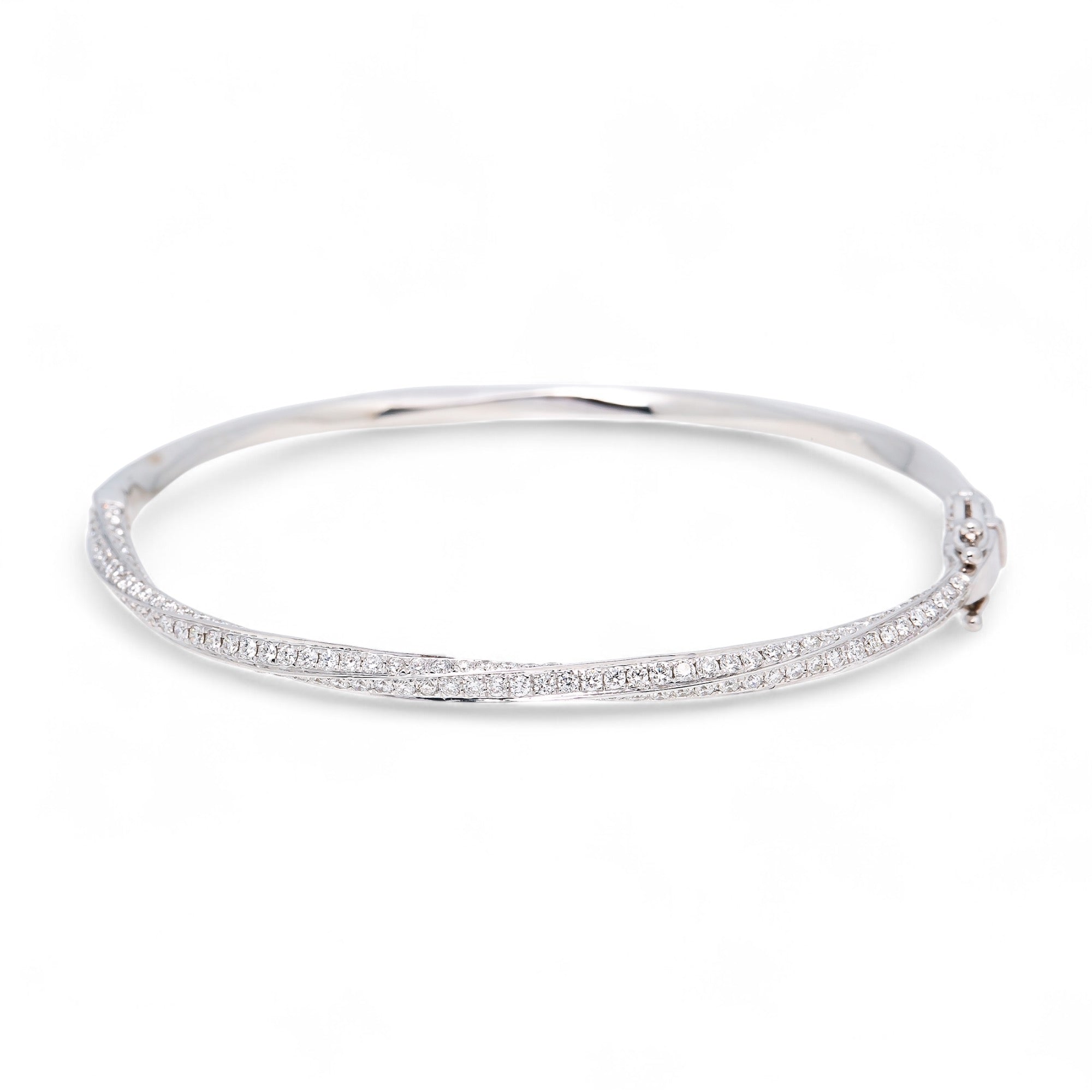 18K GOLD DIAMOND TWIST BANGLE BRACELET 2.08 CT