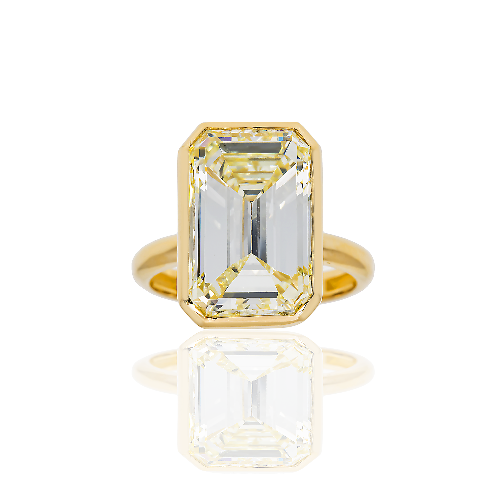 14K GOLD EMERALD CUT SOLITAIRE DIAMOND ENGAGEMENT RING 7.73 CTW