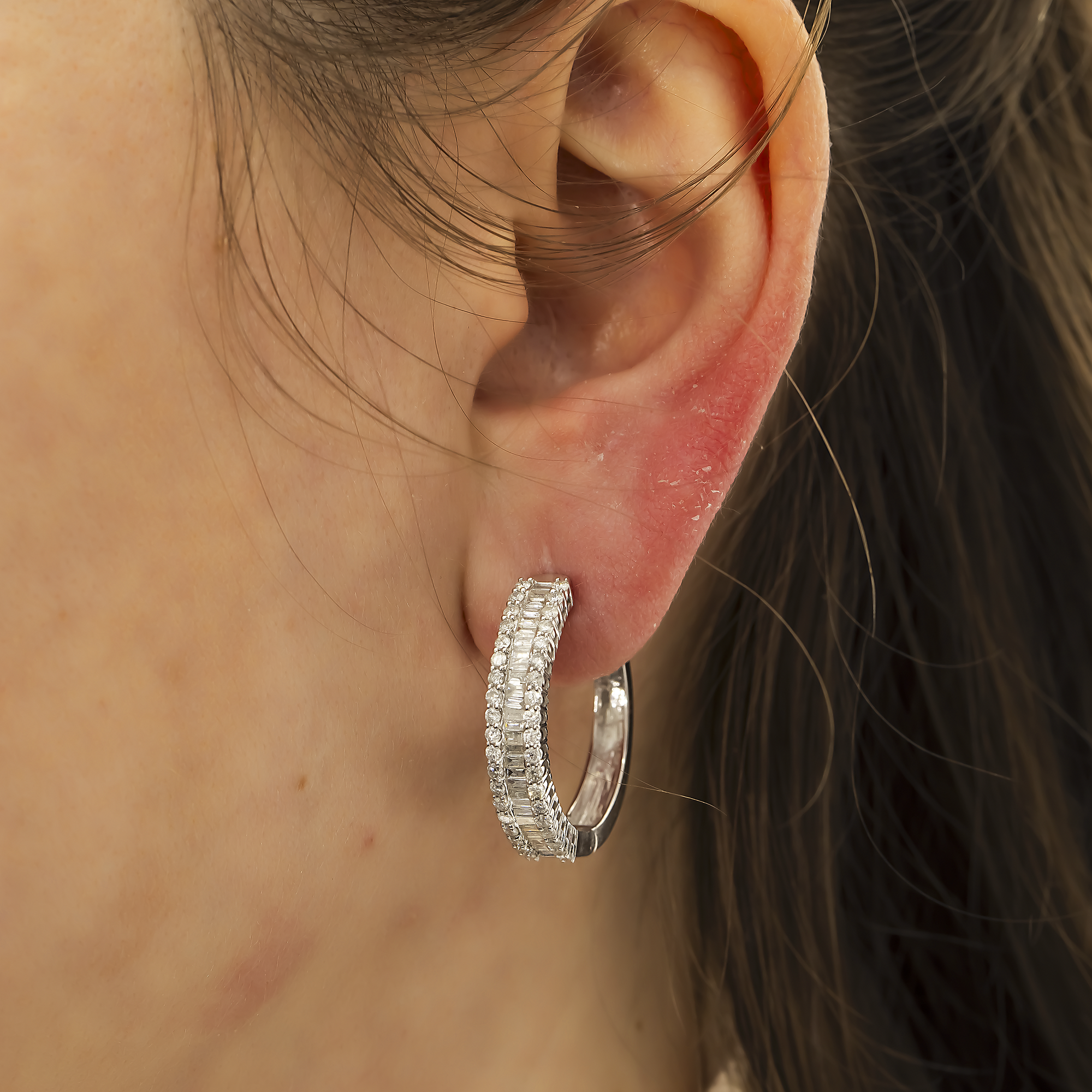 14K GOLD  BAGUETTE AND ROUND LAB DIAMOND HOOP EARRINGS 2.11 CTW