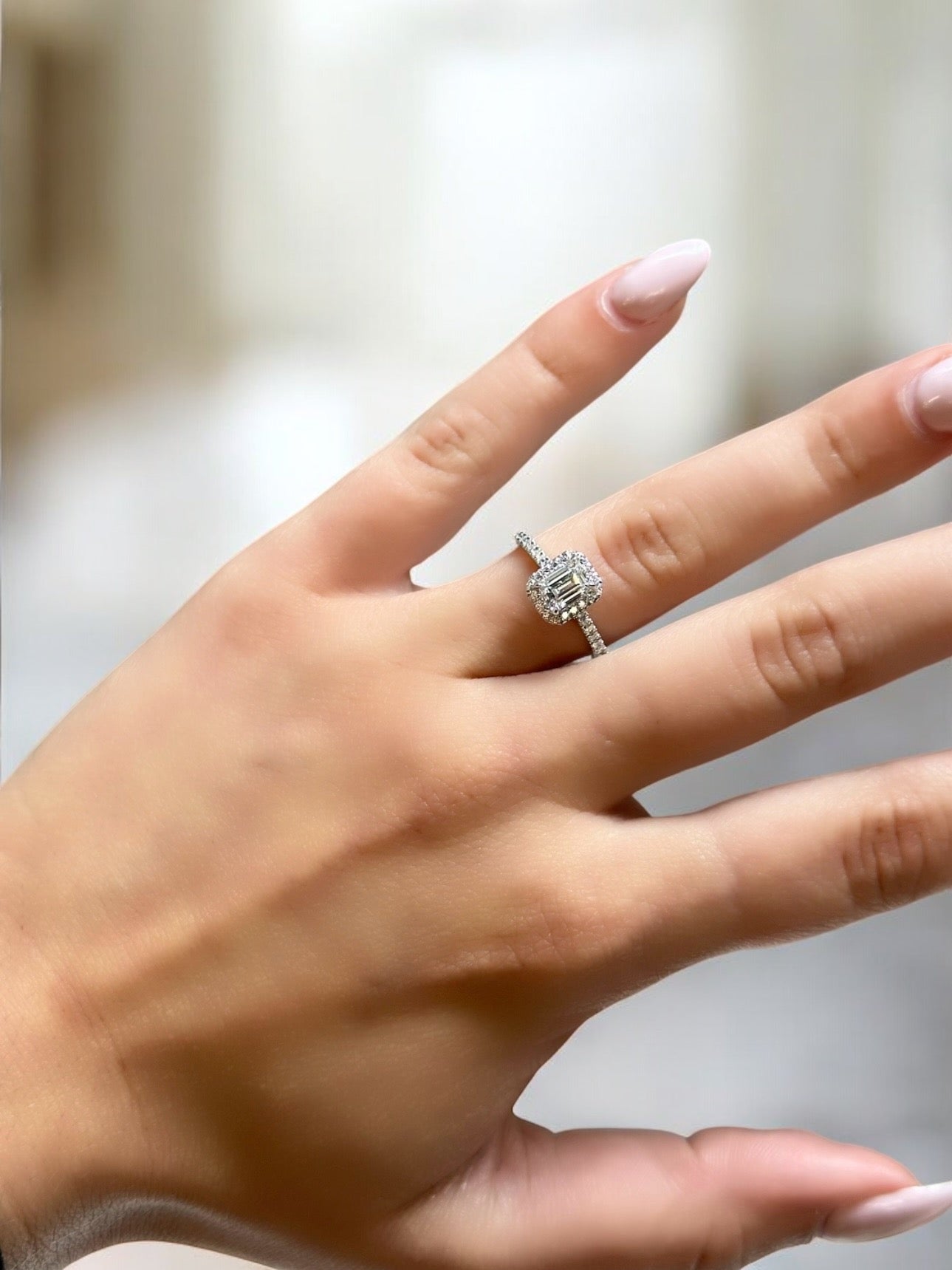 14K GOLD EMERALD CUT HALO LAB DIAMOND ENGAGEMENT RING 1.05 CTW