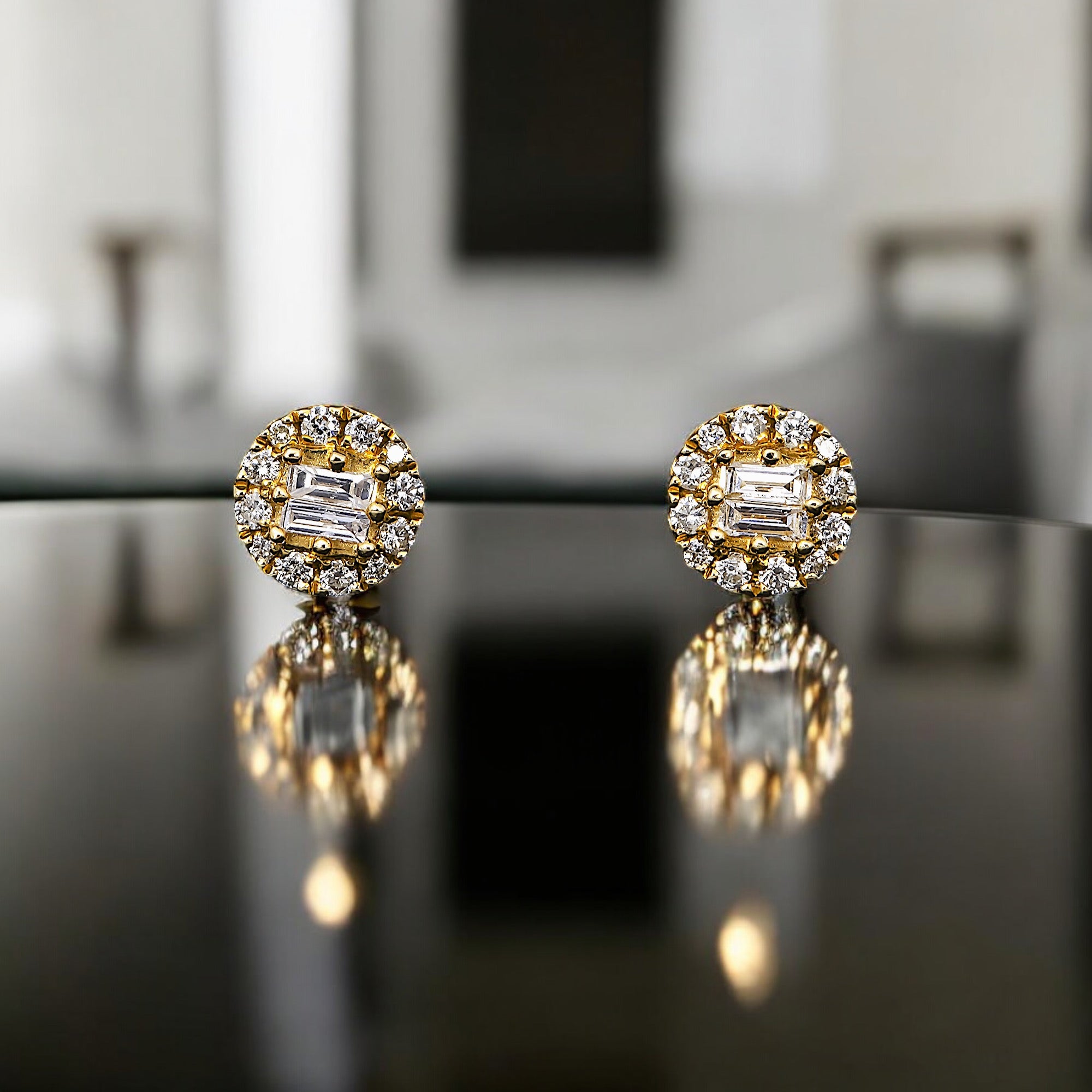 14K GOLD BAGUETTE AND ROUND LAB DIAMOND STUD EARRINGS 0.28 CTW