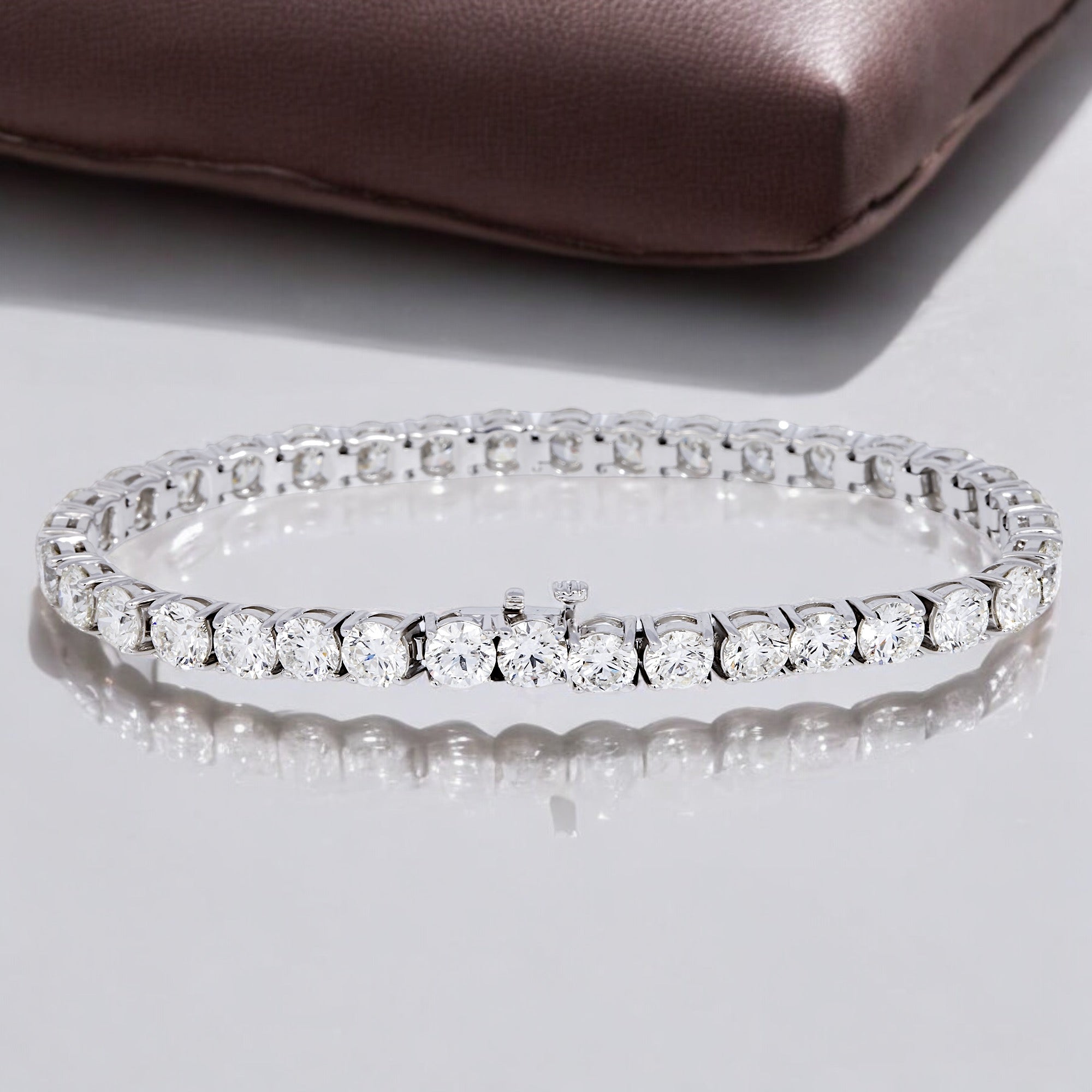 14K GOLD  LAB DIAMOND TENNIS BRACELET 15.00 CT