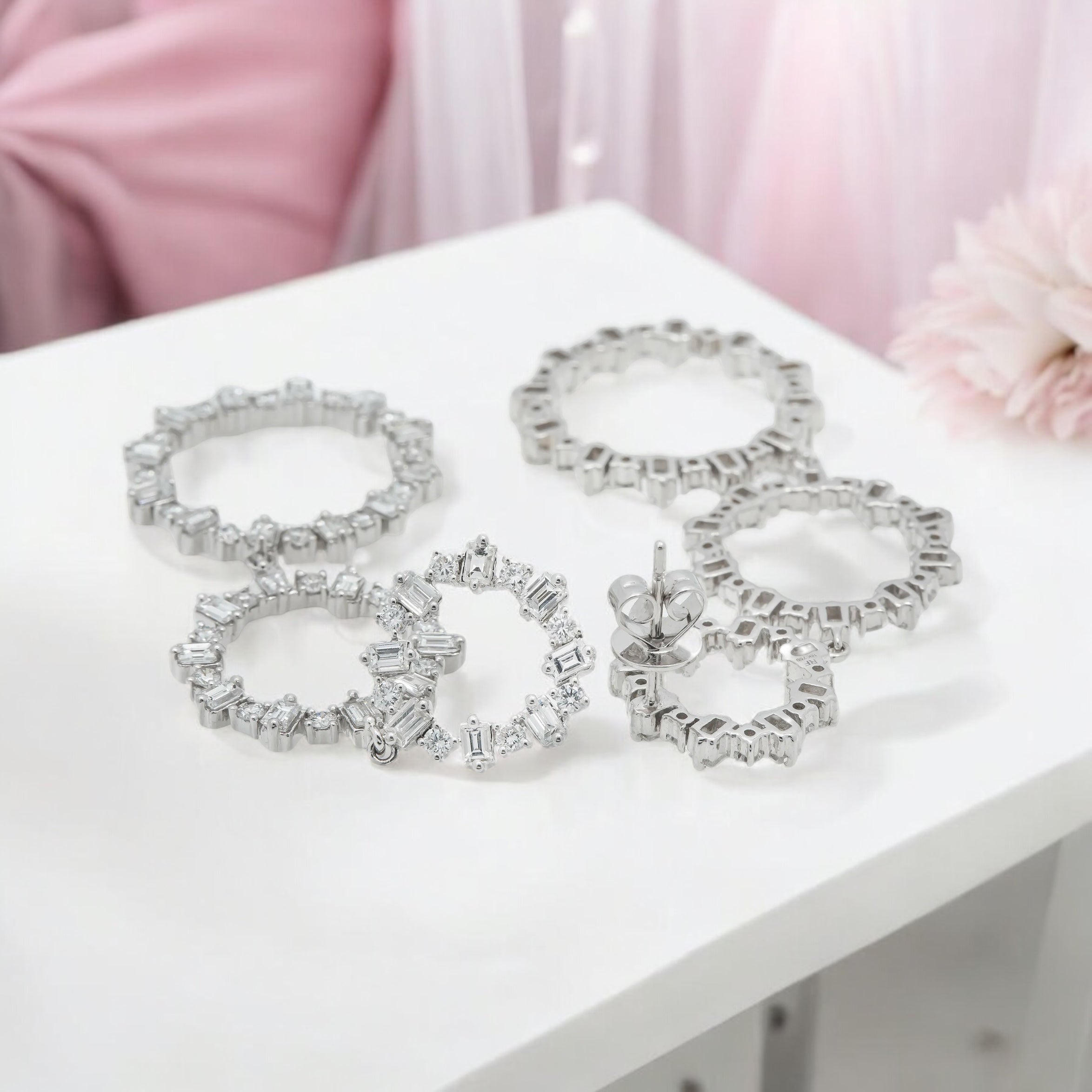 18K GOLD BAGUETTE DIAMOND DROP EARRINGS 4.45 CTW