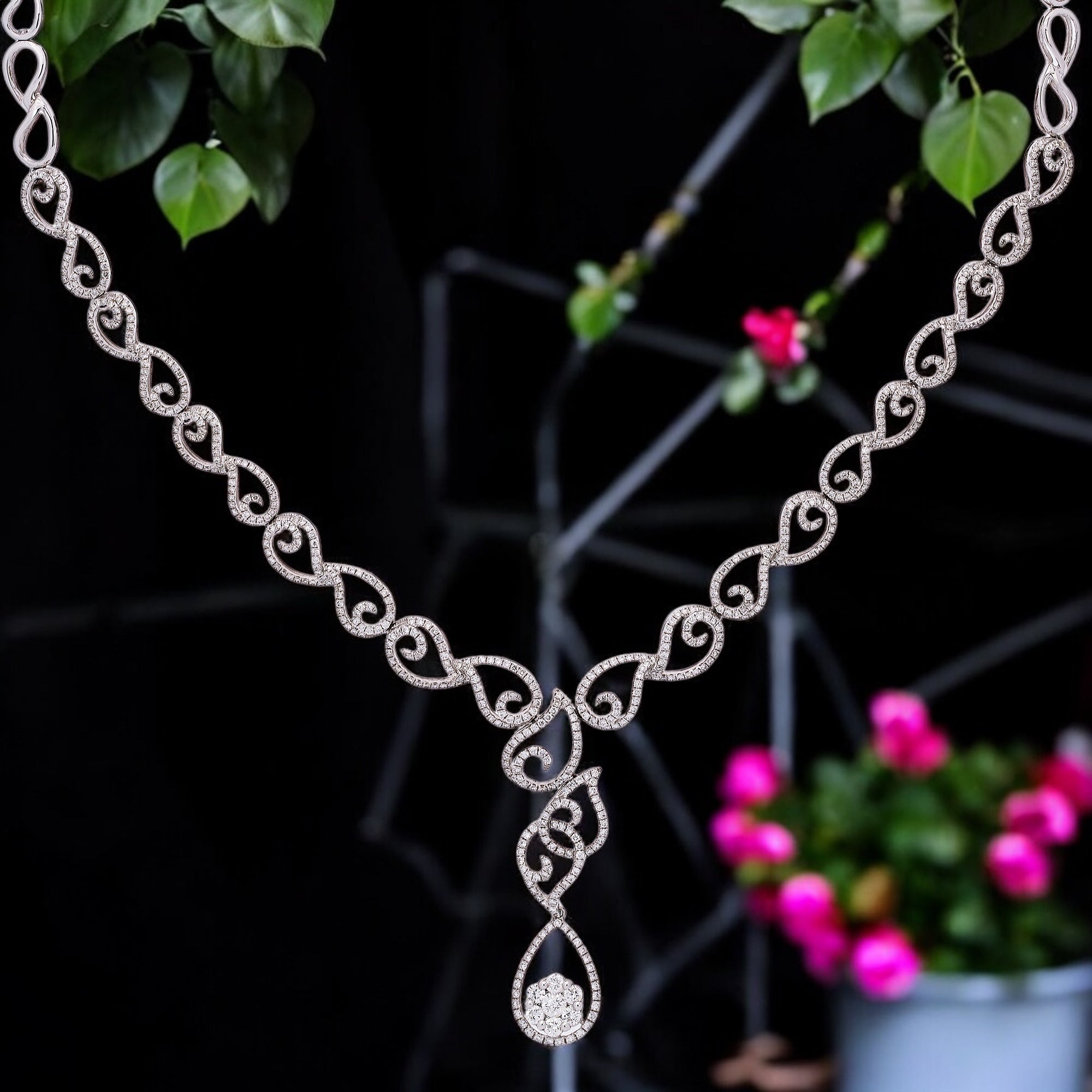 18K WHITE GOLD DIAMOND DROP NECKLACE 5.05 CT