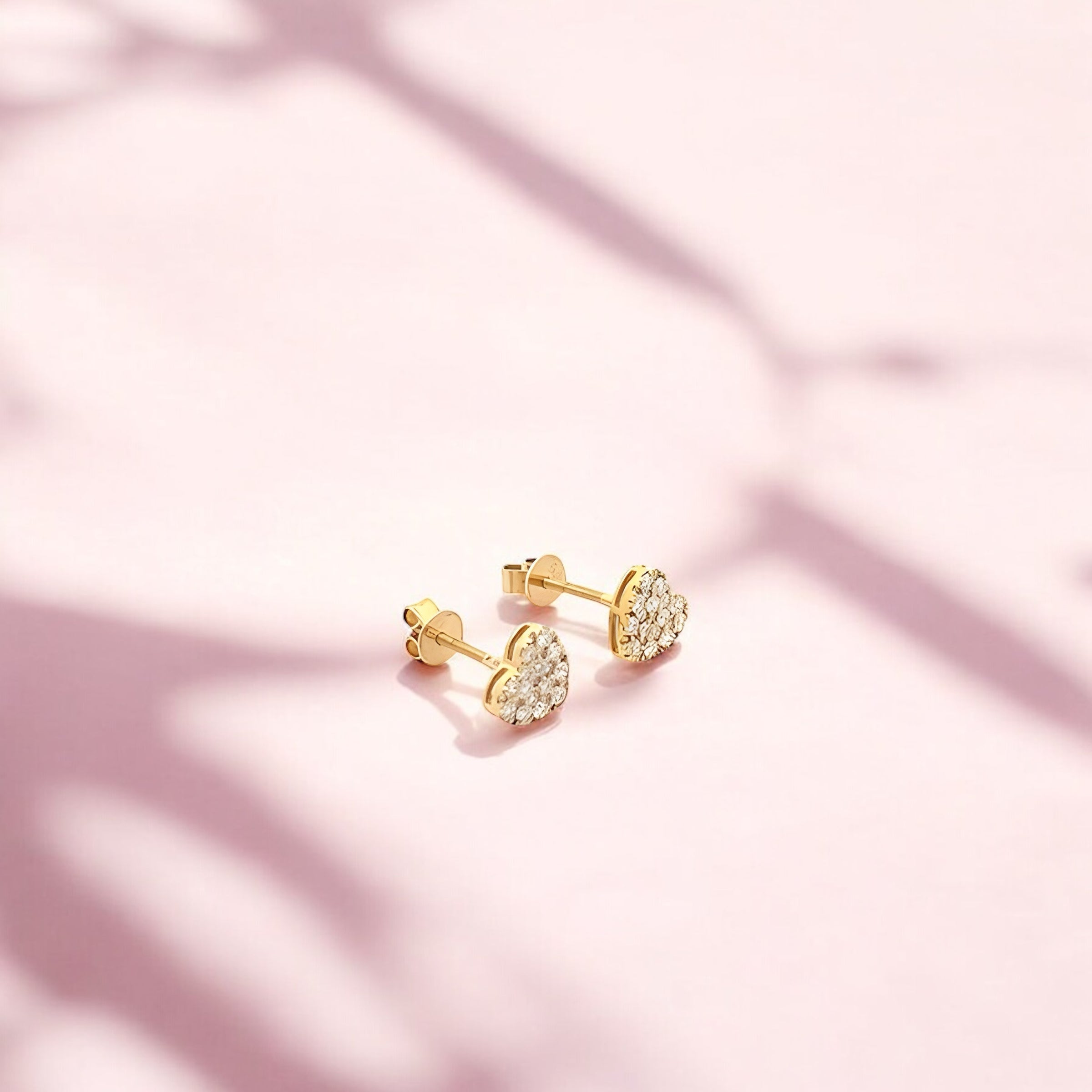 14K GOLD DIAMOND HEART CLUSTER STUD EARRINGS 0.60 CT
