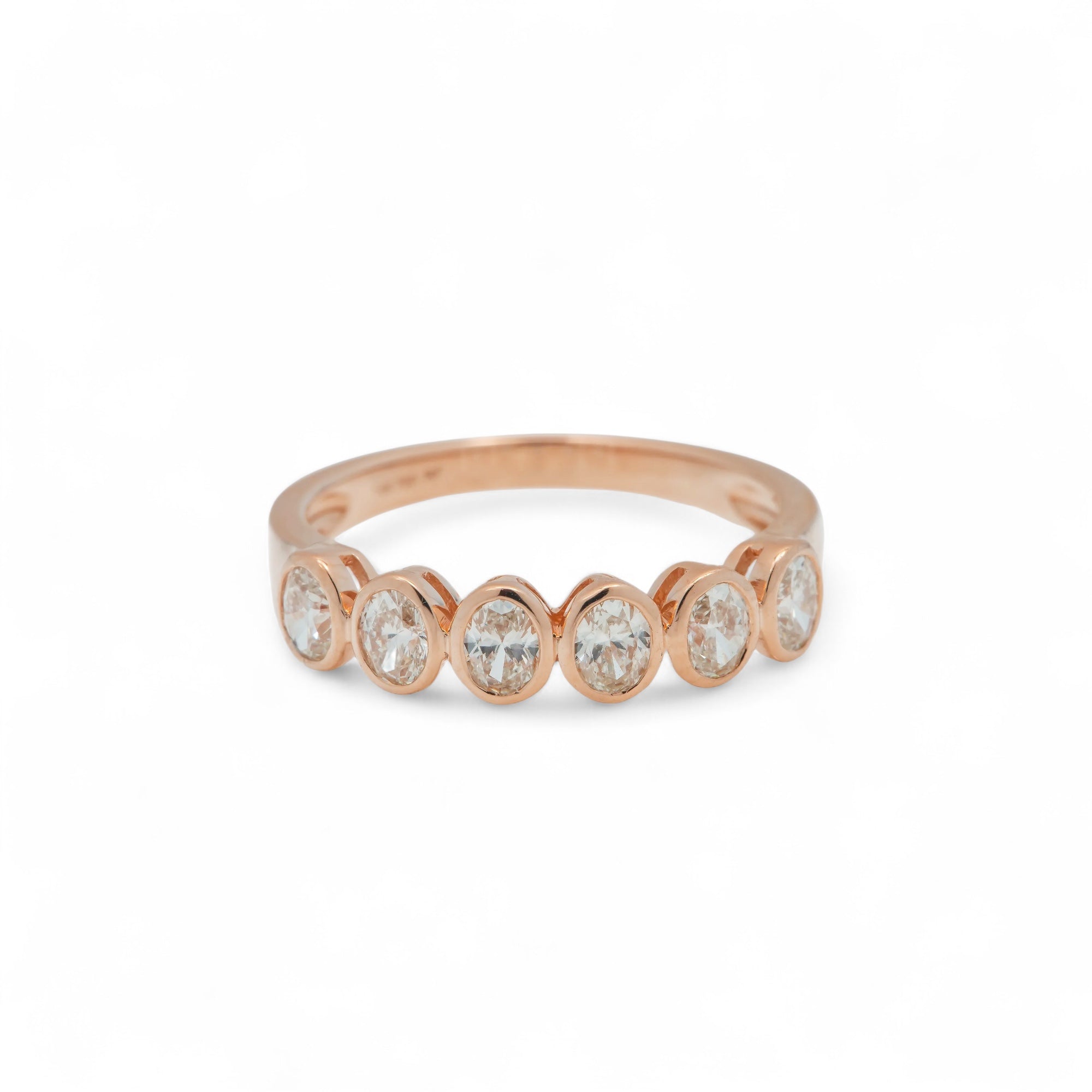 18K GOLD 6 STONE BEZEL SET LAB DIAMOND RING 0.81 CTW