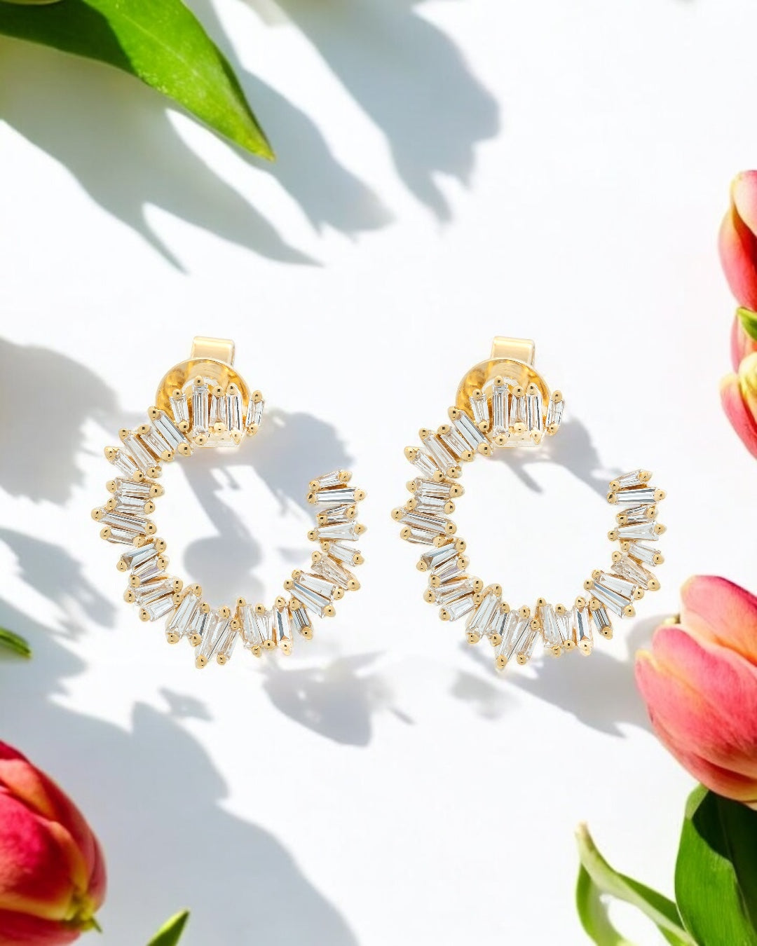 18K GOLD DIAMOND LADIES EARRINGS 0.93 CTW