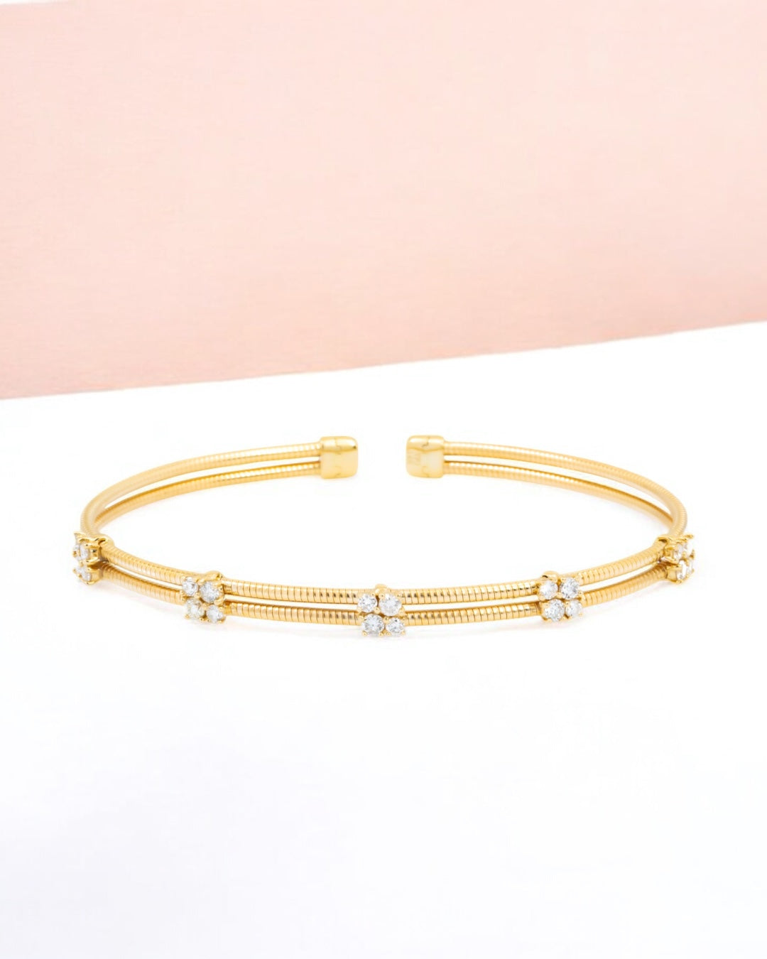 14K GOLD LAB DIAMOND BANGLE BRACELET 0.68CT